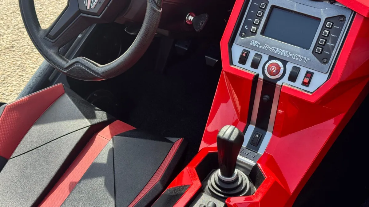Polaris Slingshot SL 13