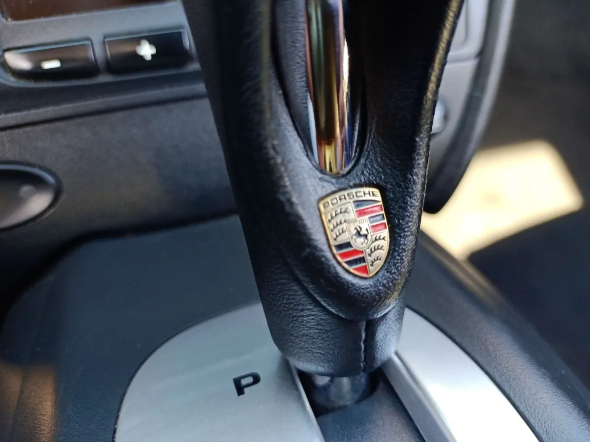 Porsche 911 996 Carrera 4S 43