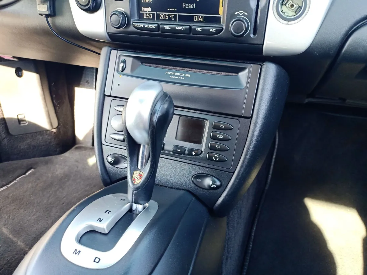 Porsche 911 996 Carrera 4S 31
