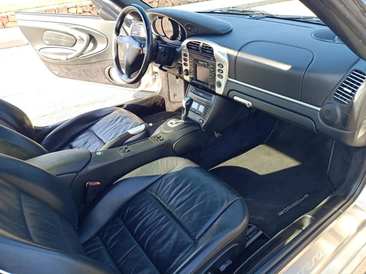 Porsche 911 996 Carrera 4S 24