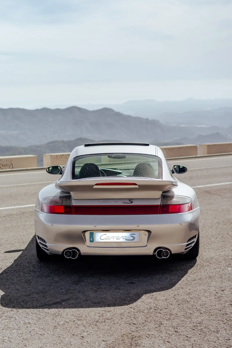 Porsche 911 996 Carrera 4S 16