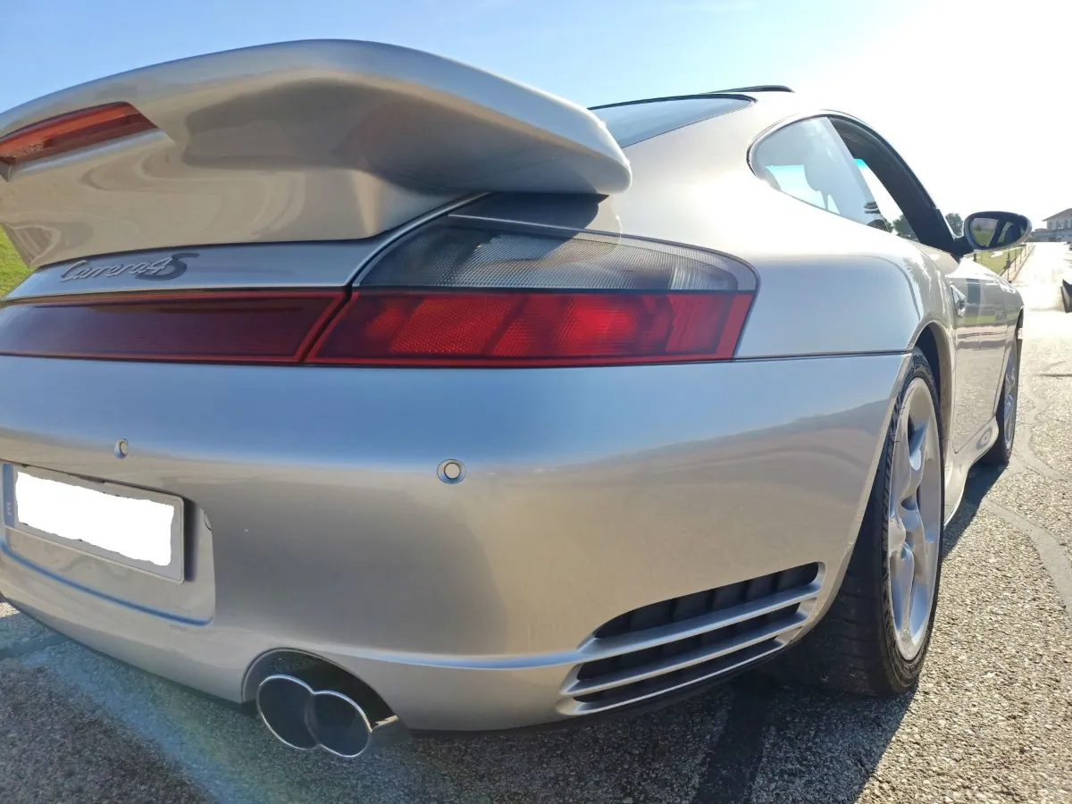 Porsche 911 996 Carrera 4S 2