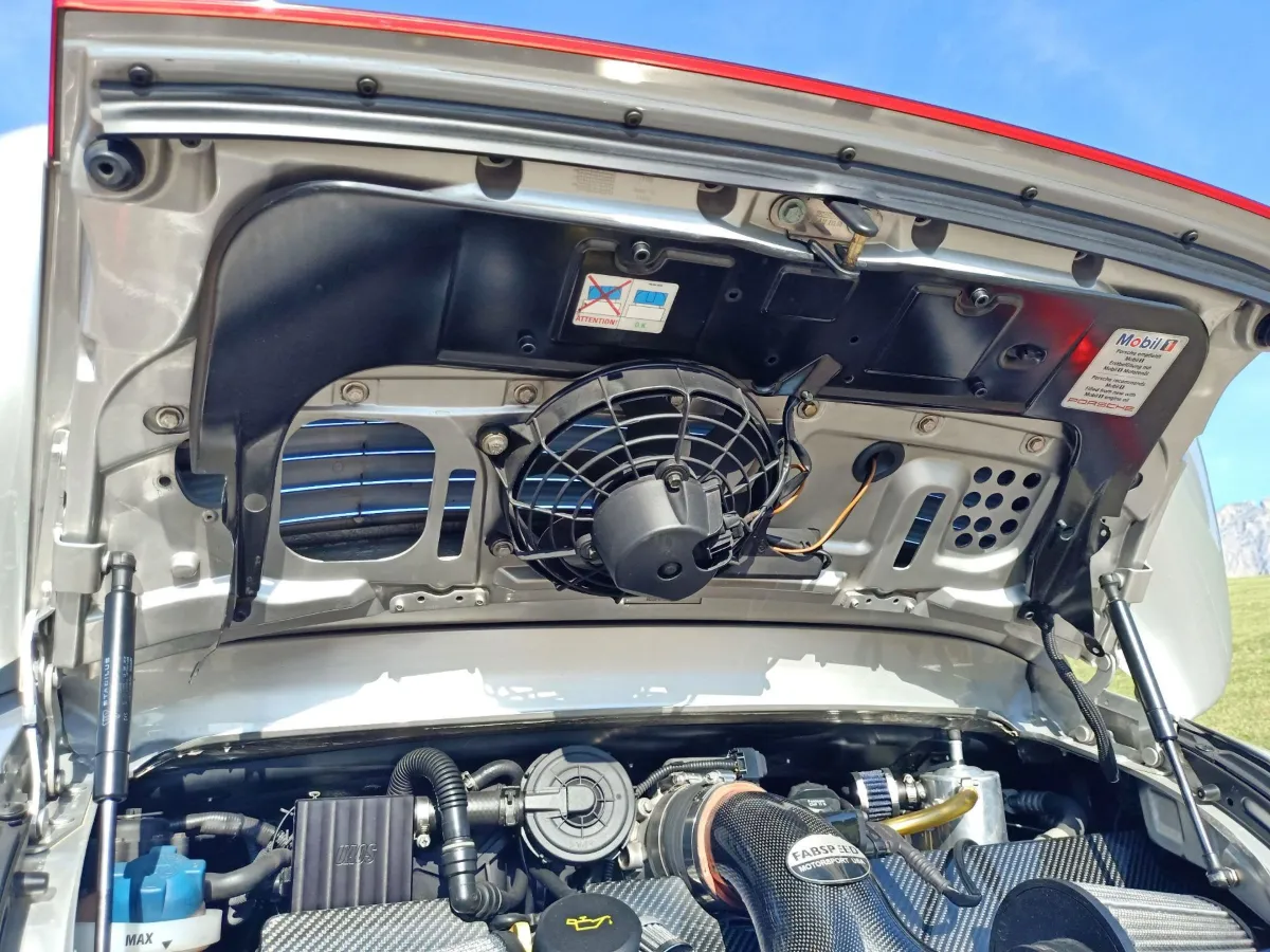 Porsche 911 996 Carrera 4S 51