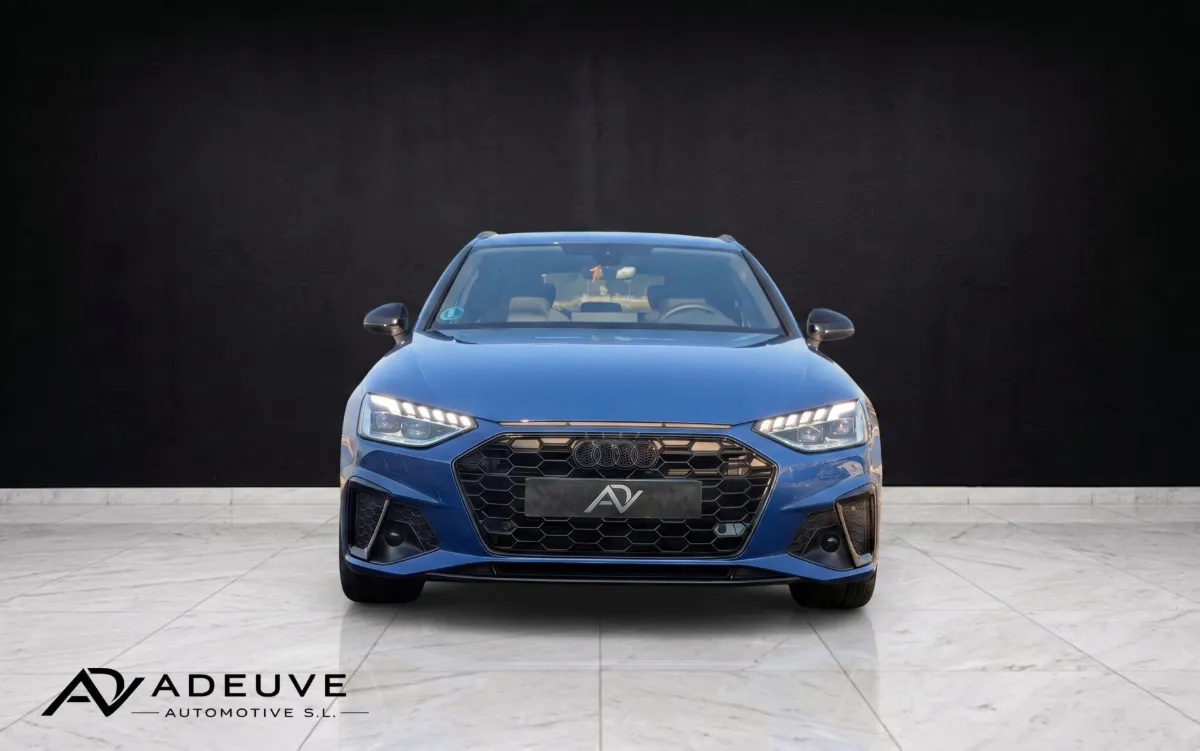 Audi A4 Avant Blackline 11