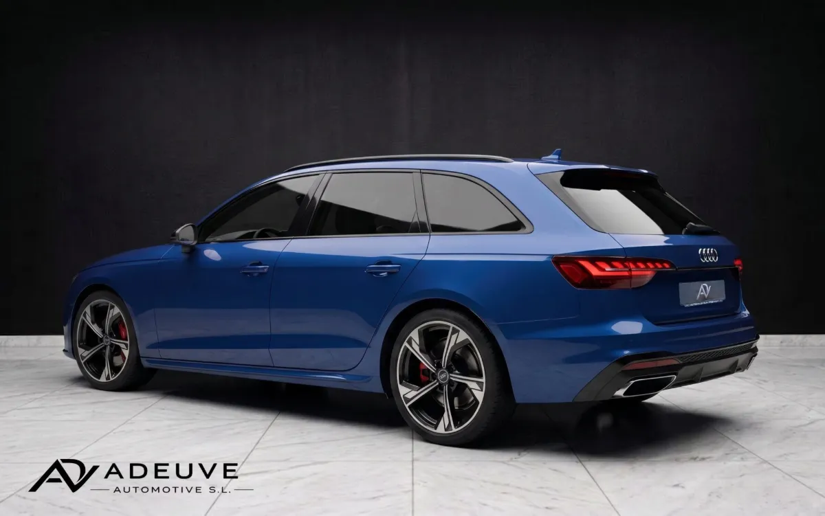 Audi A4 Avant Blackline 4